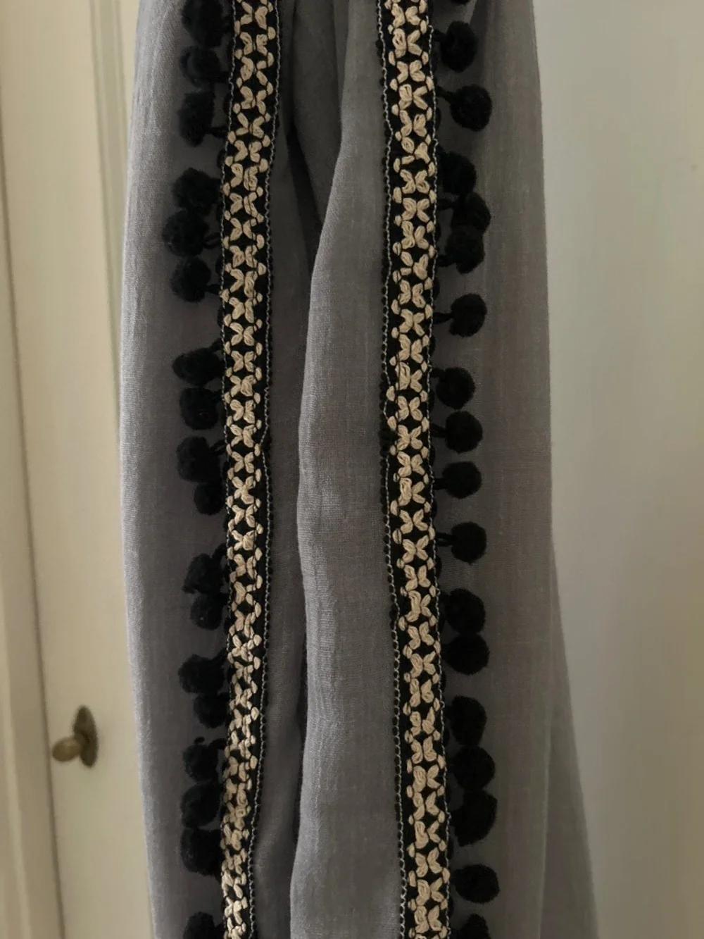 Lovely new Pom Pom women’s scarf